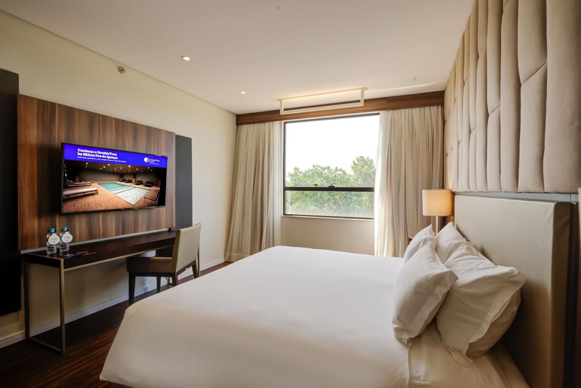 Doubletree By Hilton - Resort - Foz do Iguaçu Exterior foto A bedroom at the hotel